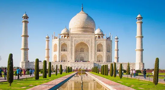 Golden Triangle 6-Day Tour visiting Delhi, Agra and Jaipur